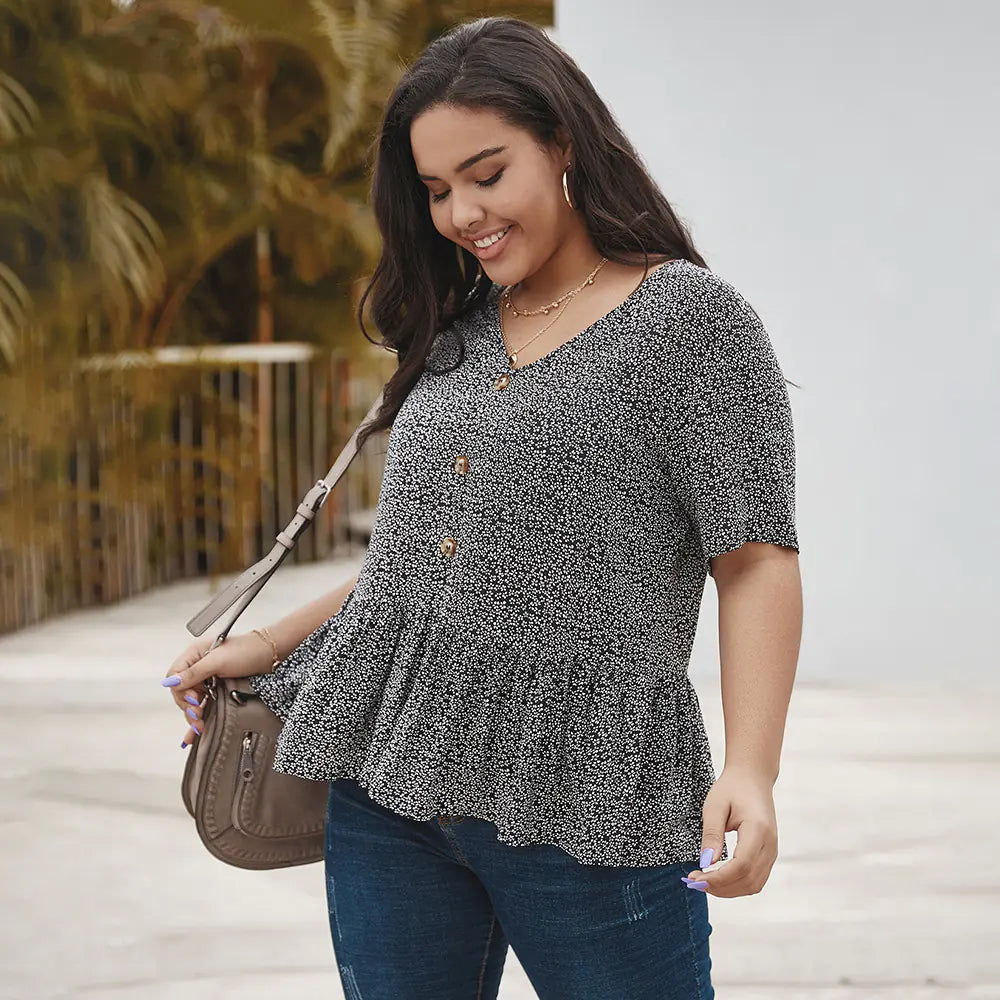 Curvy Fashion Short Sleeve Cotton Tops