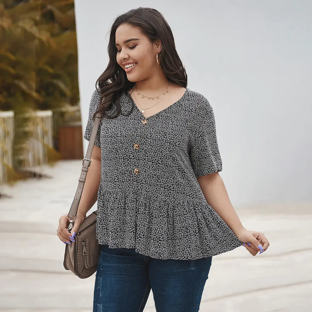Curvy Fashion Short Sleeve Cotton Tops
